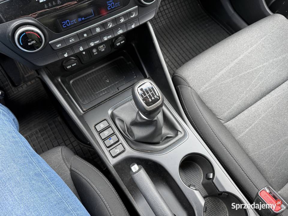 Hyundai Tucson 16 BENZYNA Klimatronik Nawigacja wielkopolskie