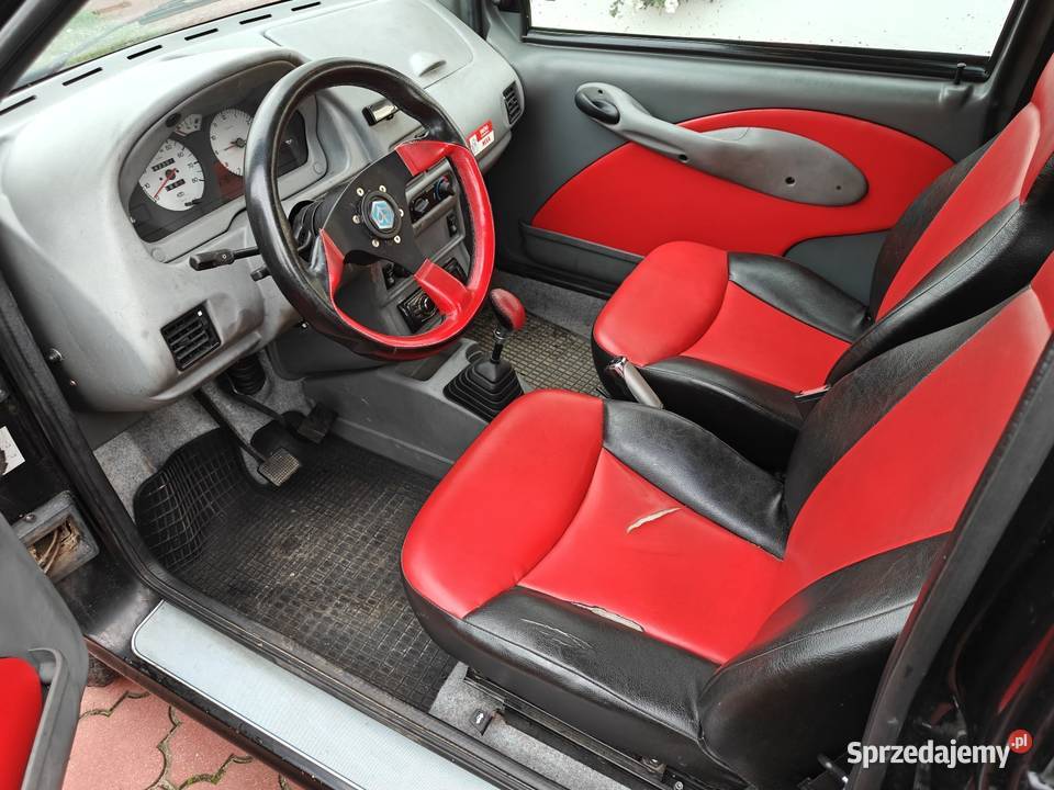 Piaggio m500 microcar l6e Przytyk