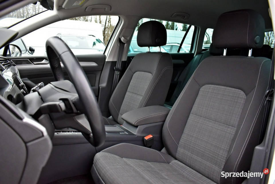 Volkswagen Passat Bezwypadkowy Salon Polska