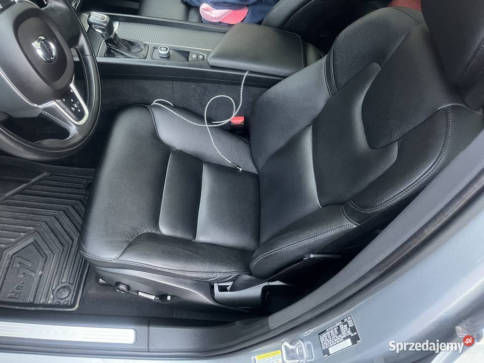 Volvo xc60 49 benzyna Rok produkcji 2018 Lublin