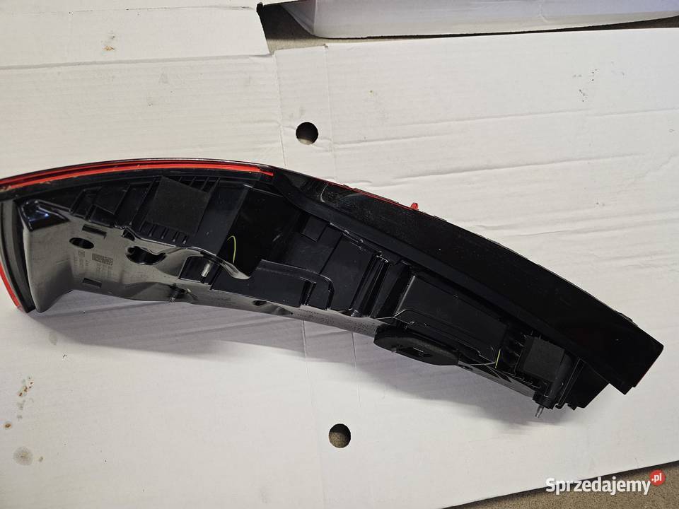 AUDI Q5 LIFT lampa lewa w klape 80A945075C 3000km małopolskie Tarnowiec