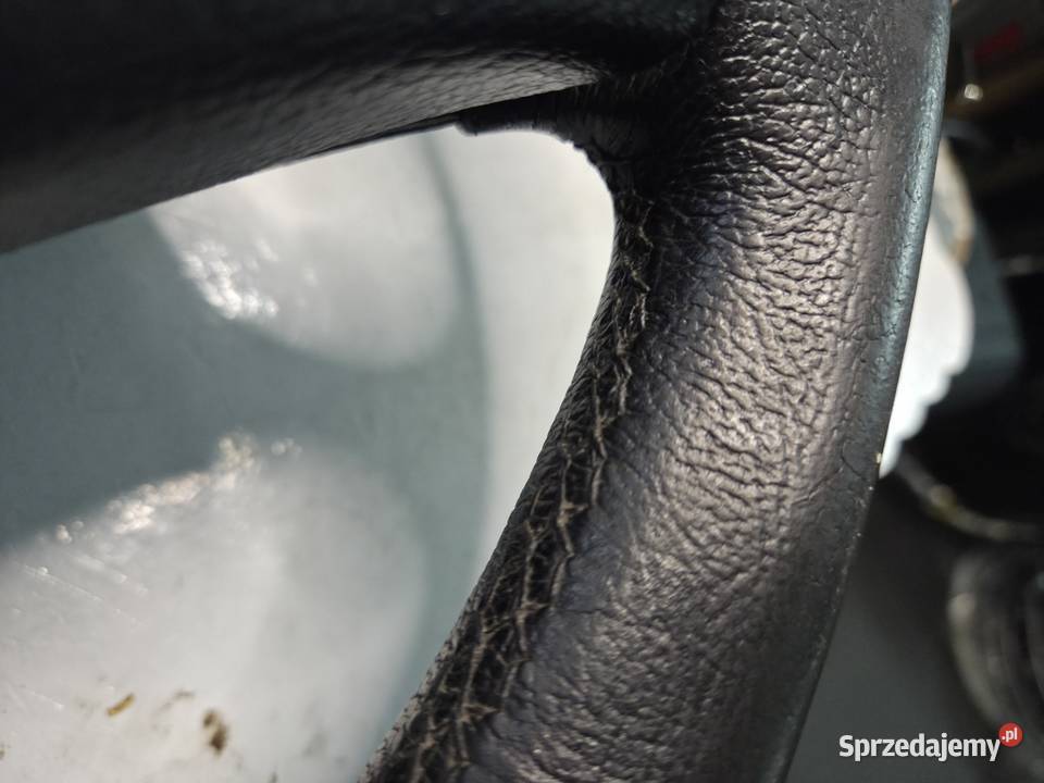 Kierownica skórzana Audi A6 C4 A4 B5 A8 D2 80 B4 Rok produkcji 1996 Legnica