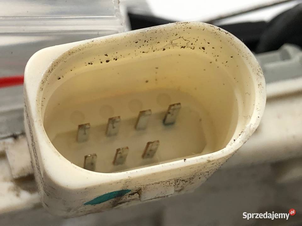 ZAMEK DRZWI PRAWY TYŁ AUDI Q7 4L SUV 8K0839016