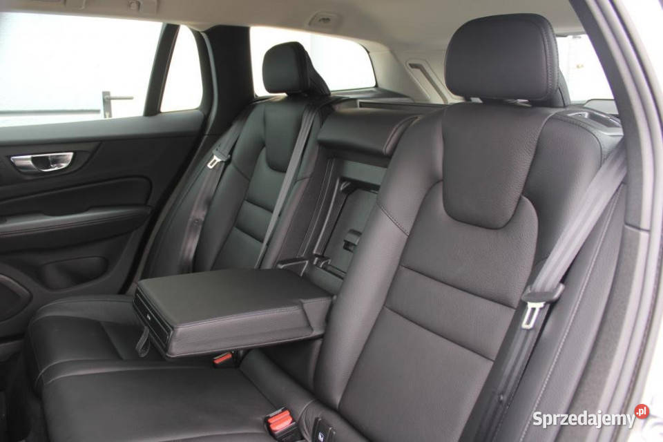 Volvo V60 2021r Carplay LED Kamera Tempomat FV23 Volvo Kraków