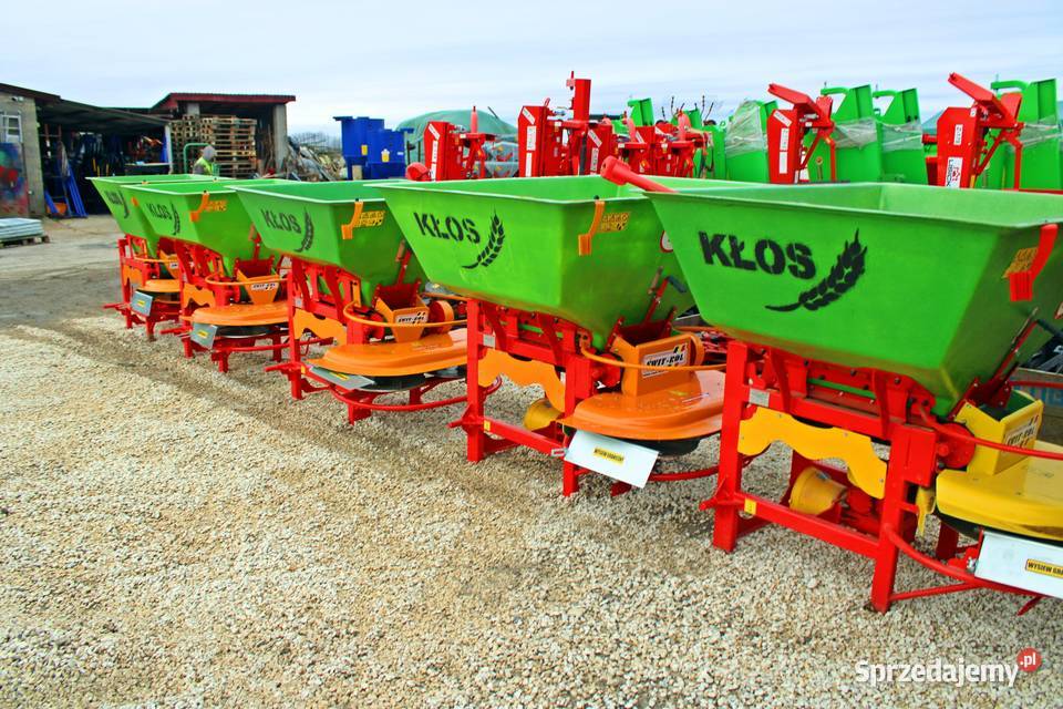 Rozsiewacz taśmowy KŁOS 600L 2 tarczowy Łomża