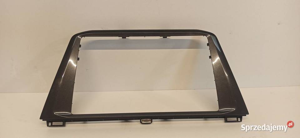VW TIGUAN ALLSPACE RAMKA EKRANU 5NN858069D osobowe Deski rozdzielcze, konsole