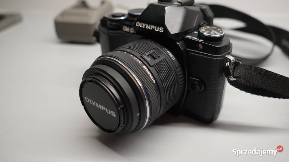Olympus OMD EM10 1442mm 16Mpix Przebieg 1875 Gdynia sprzedam