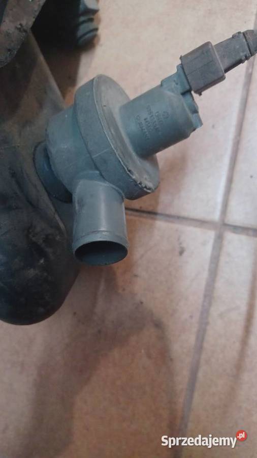 Audi 80 90 B3 Zawór podciśnienia 035133985A osobowe wielkopolskie Rakoniewice