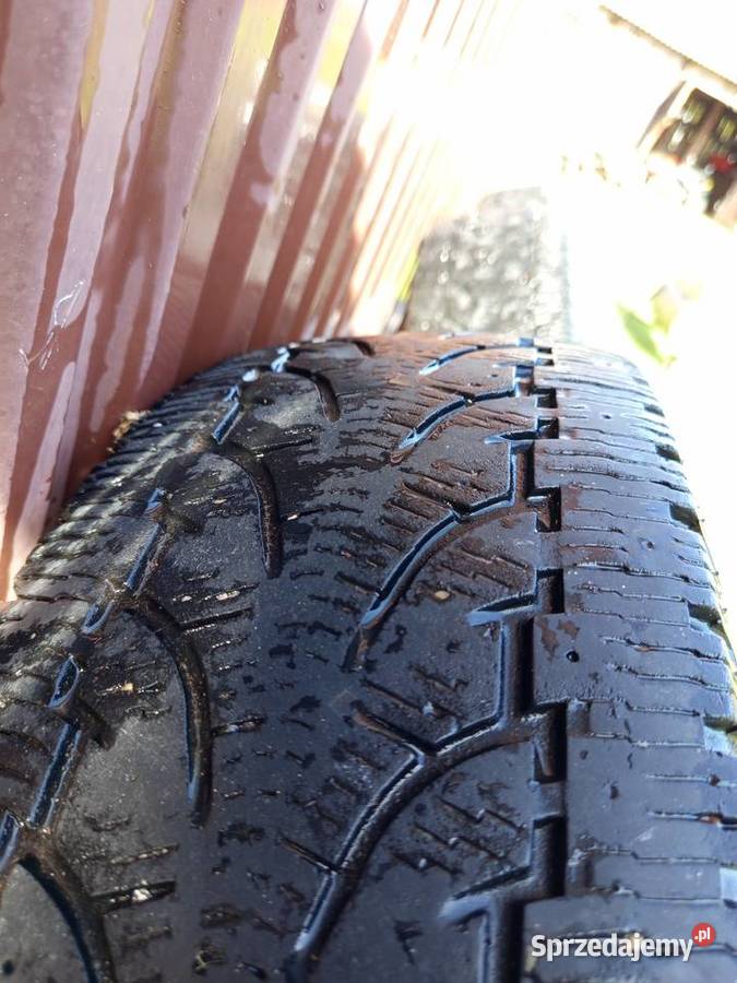 Opony 21570 R15C Wielgie