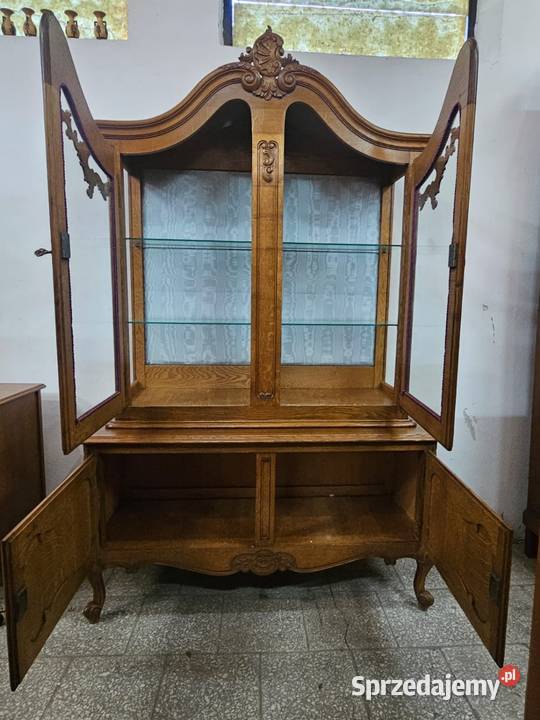 Francuska witryna Ludwikowska serwantka Nowy Sącz