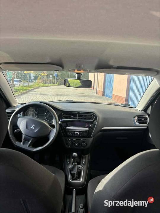 Peugeot 301 16 benzyna 115 2017r Bezwypadkowy Chrzanów