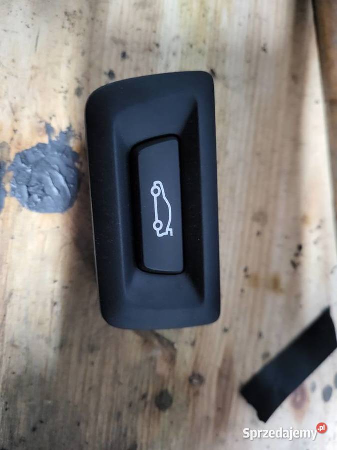 Przycisk zamykania klapy bmw g30 mazowieckie Wolanów sprzedam