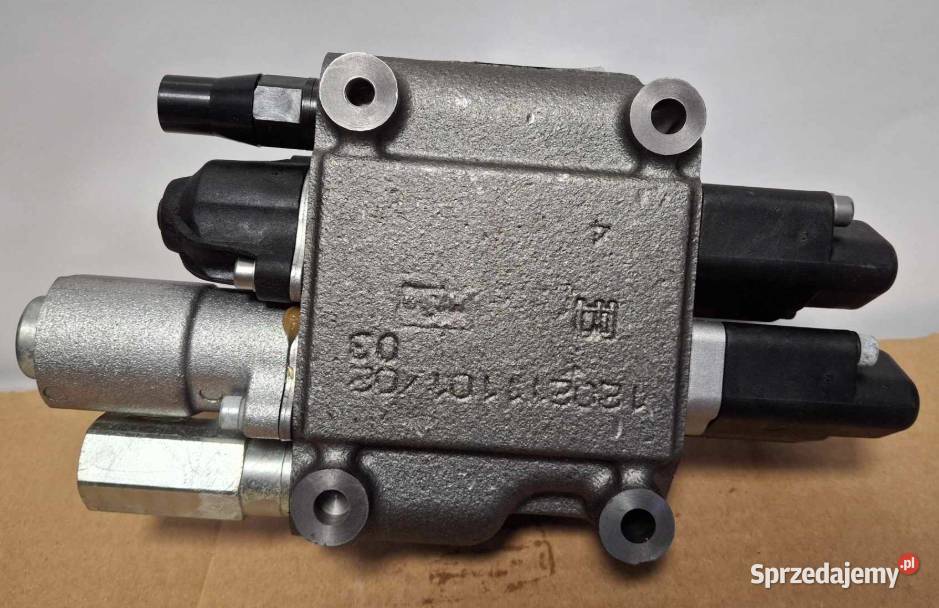 Rozdzielacz hydrauliczny Case JX Holland TD Krzywonoś