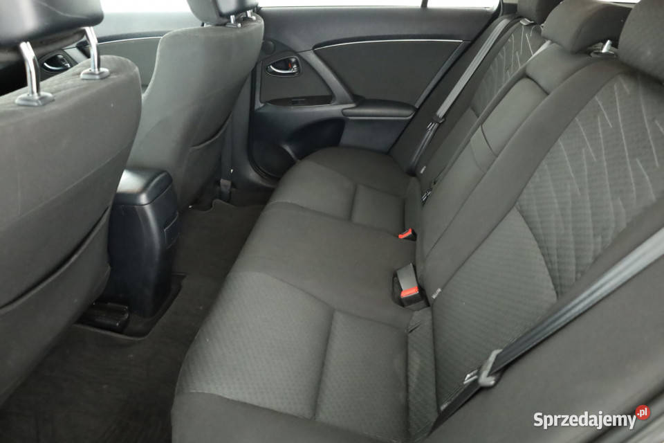 Toyota Avensis 18 Valvematic relingi dachowe Piaseczno