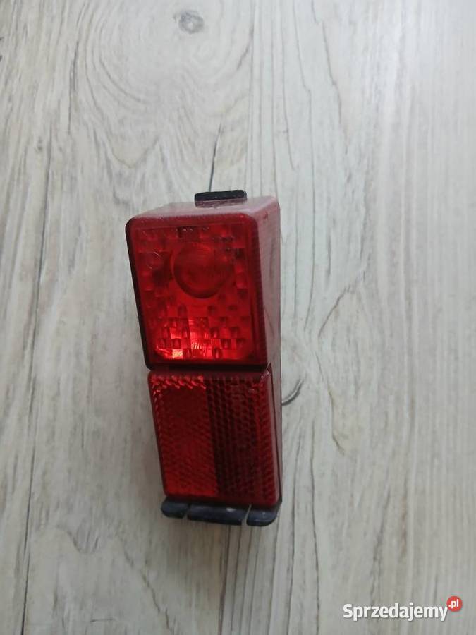 Tylnie lampka prl działa Jasło