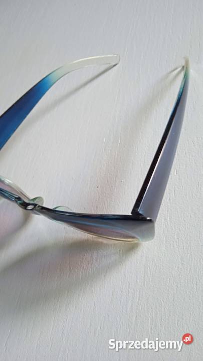 DAMSKIE PRZECIWSŁONECZNE OKULARY CERTYFIKOWANE
