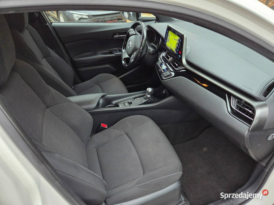 Toyota CHR 18 HSD Bezwypadkowy Navi Kamera Ast czujnik zmierzchu Otwock Mały