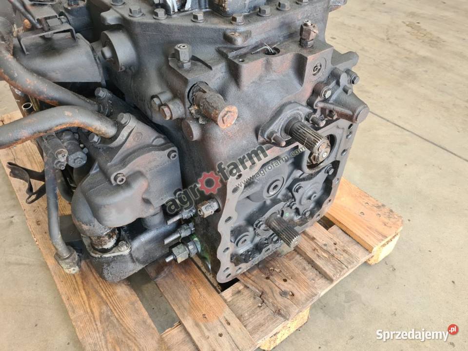 Skrzynia biegów most tylny John Deere 5125R Byków sprzedam