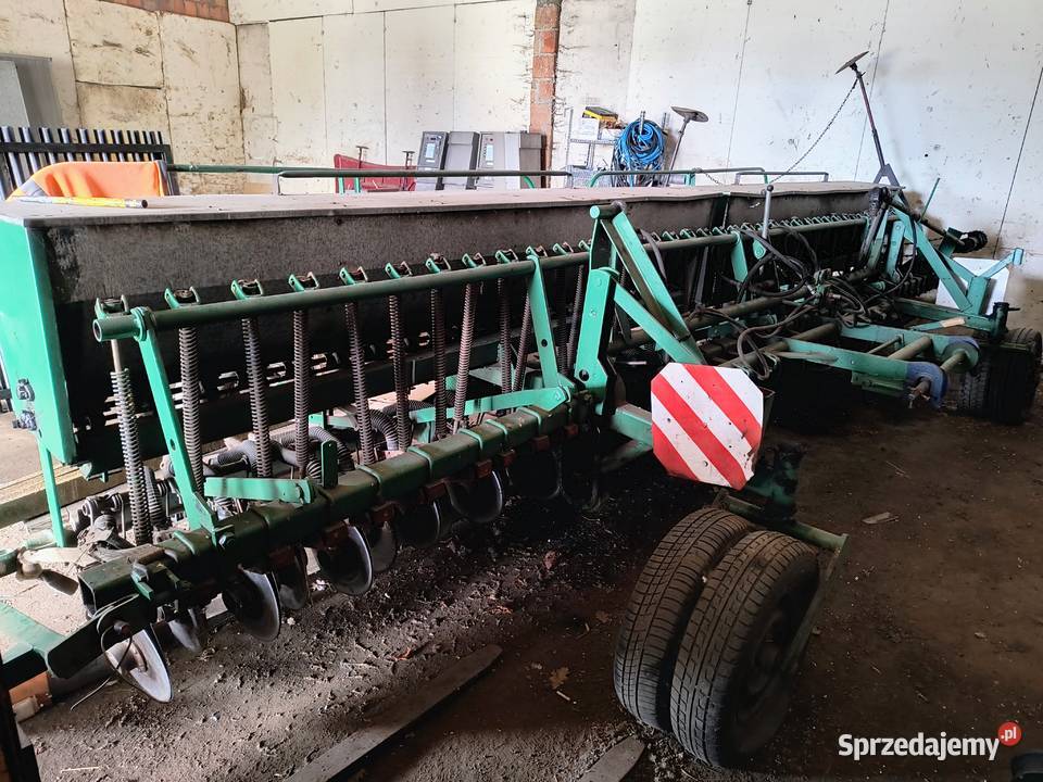 sprzedam siewnik nieuszkodzony