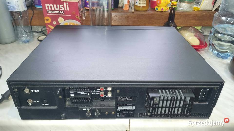 Magnetowid SVHS Panasonic NVFS88 Super VHS Warta sprzedam