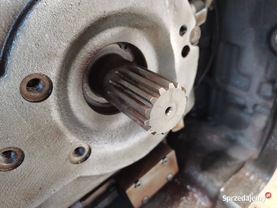 Holland T7 Obudowa 84335605 Wilkowo sprzedam