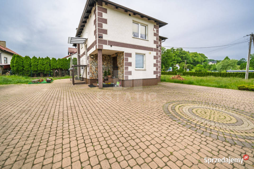 Dom wolnostojący sprzedam 250m2 Barłomino Ofiar