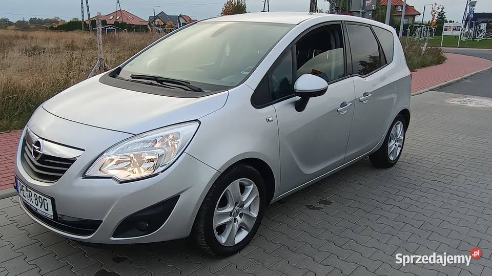 Opel Meriva b 1.4 turbo 140km rok 2011 z Niemiec Navigacja isofix 2x parktr