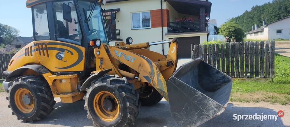 Ładowarka przegubowa Vienieri F463 cat jcb Klukowo-Kolonia