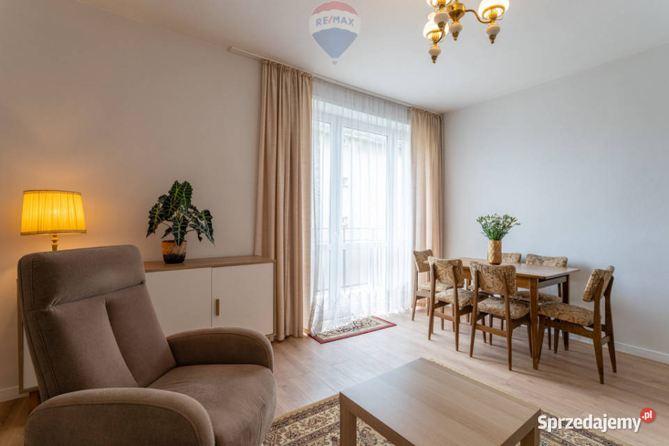 3 pokoje obok Łazienek Królewskich na wynajem kamienica Warszawa