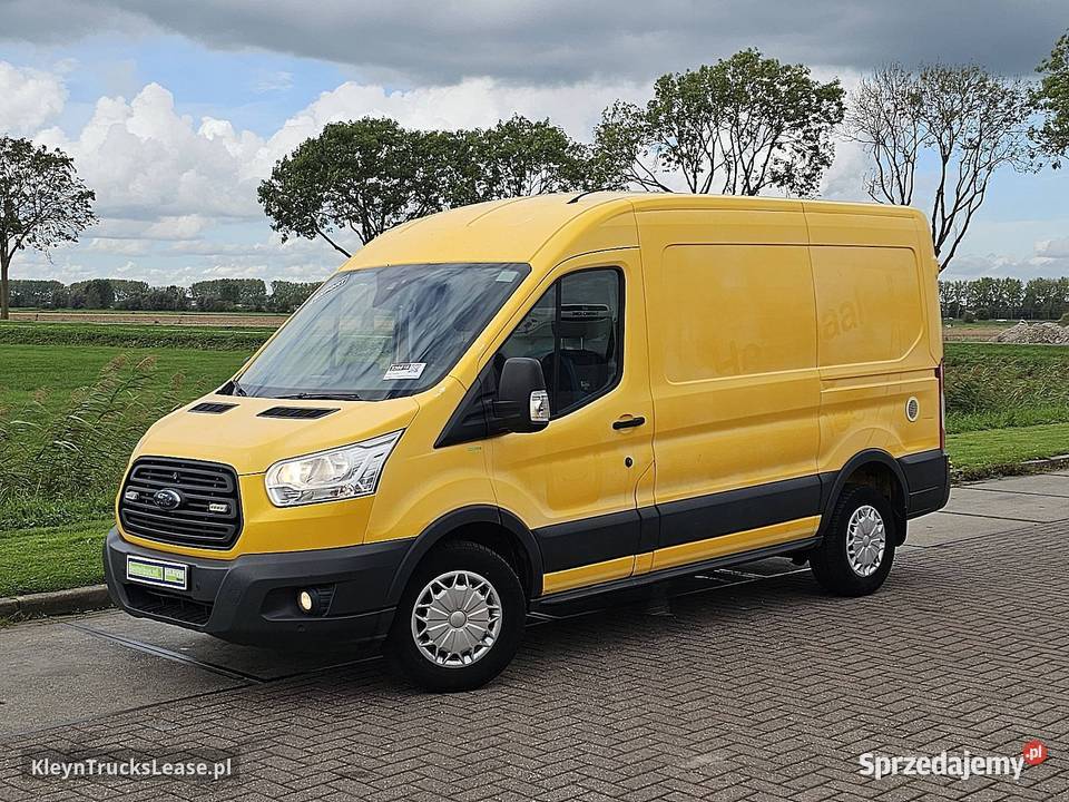 Ford TRANSIT blaszak 4x2 2015 sprowadzony