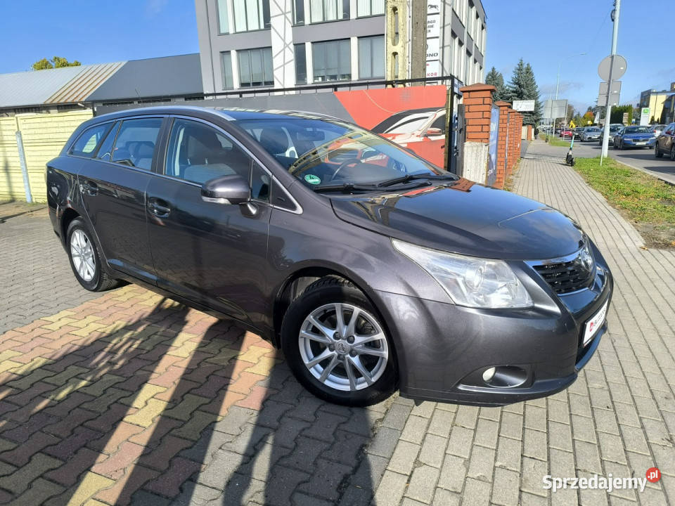 Toyota Avensis 18 VVTi 147 Klimatronic Navi Łuków