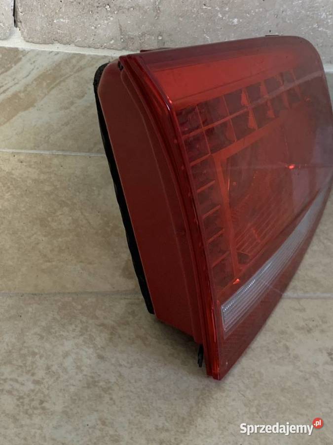 Lampa tylnej klapy lewa Volkswagen Passat B7 LED Lampy tylne małopolskie Barwałd Dolny