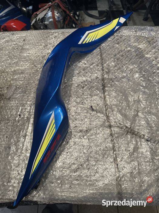 SUZUKI GSXR GSXR 125 zadupek Lewy tył ogon 18 Poznań sprzedam