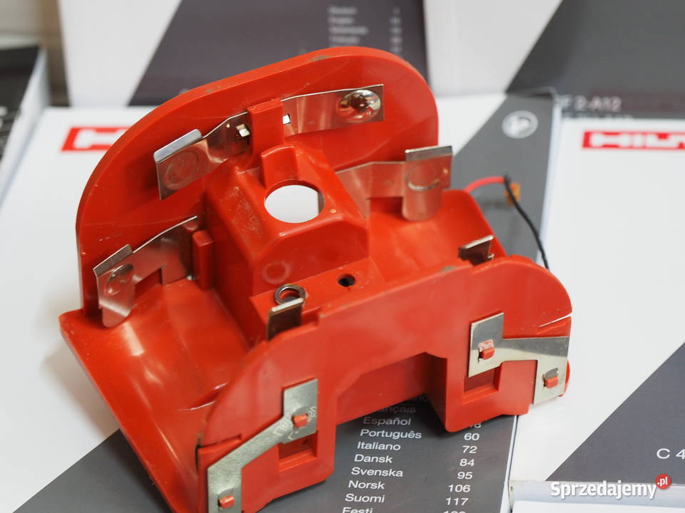 HILTI PR 50 pojemnik do baterie 4xR20 topcon Warszawa sprzedam