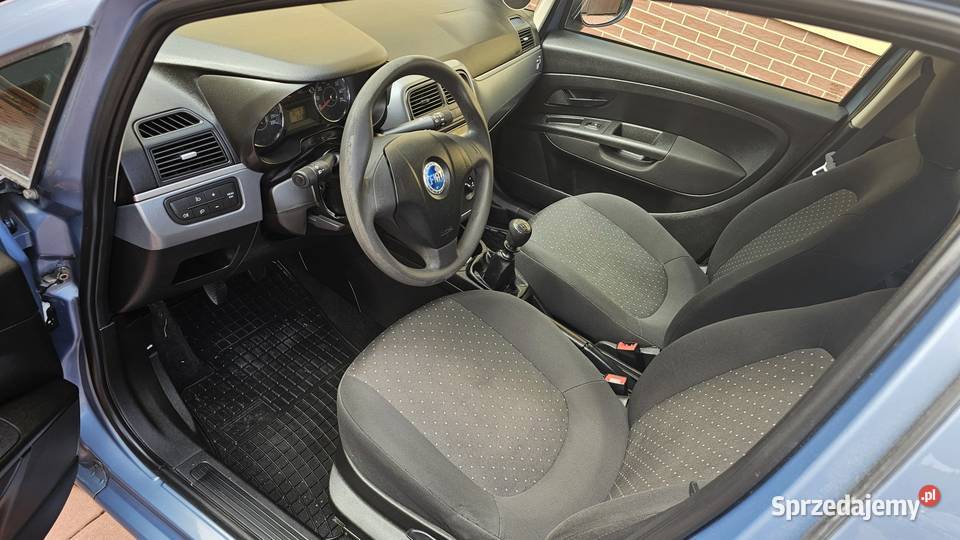 Fiat Grande Punto 12 65 2010r Klima wspomaganie 243000km