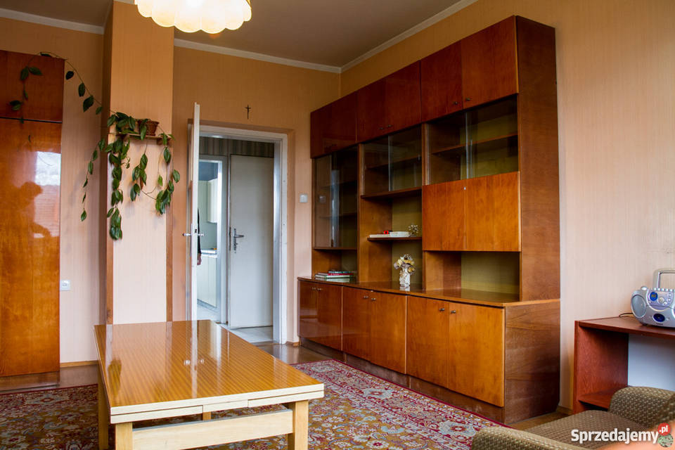 DOM MAZAŃCOWICE 140m 1960r 7ar przestrzenny asfalt