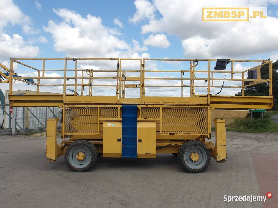Podnośnik nożycowy spalinowy 4x4 Genie GS4390 RT Pleszew