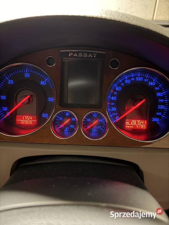 Volkswagen Passat B6 Highline 20 TDI 140 2008 czarny Wrocław