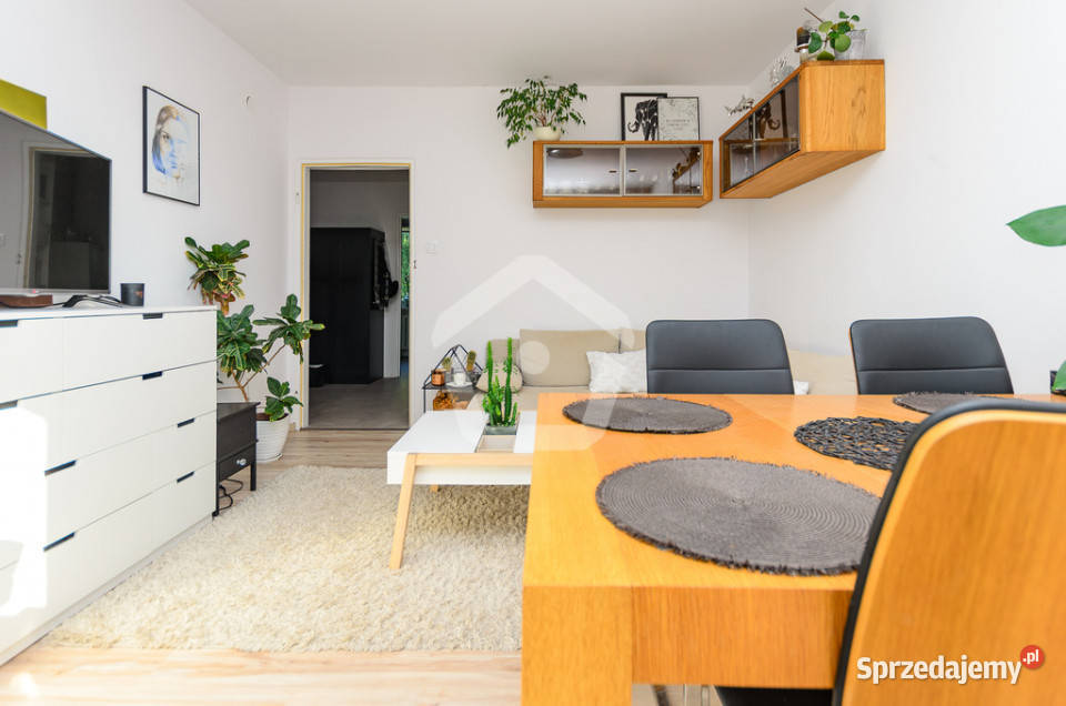 2 niezależne pokoje jasna duża kuchnia zadbane 9583zł/m2 podkarpackie Rzeszów sprzedam