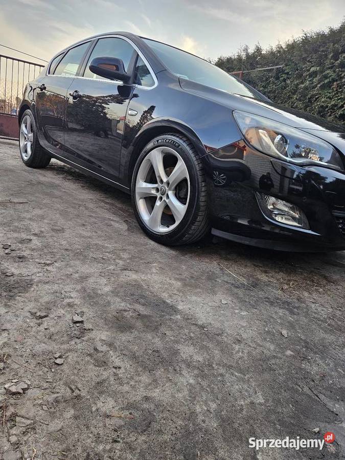 Opel Astra J 16T Czersk