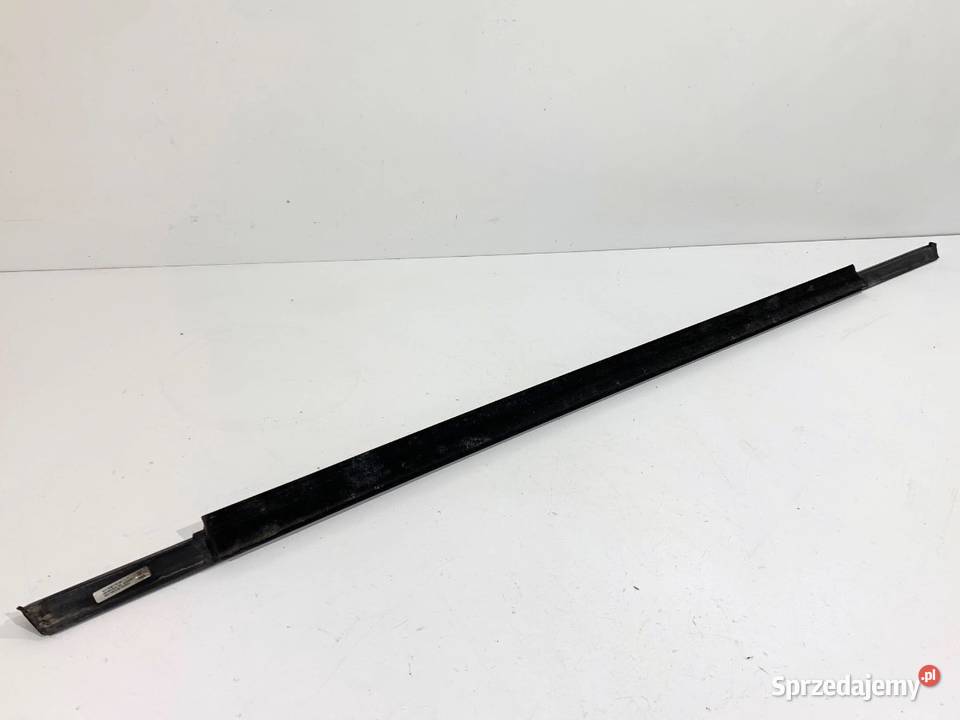 LISTWA ZGARNIAJĄCA TYŁ LEWY AUDI A6 C8