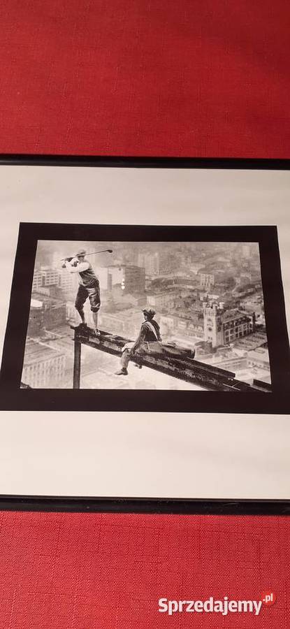 Lunch na szczycie wieżowca Prusim