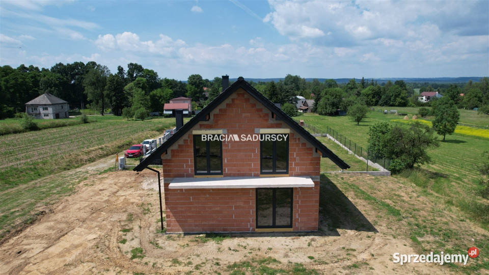 Dom wolnostojący sprzedam Brzezinka Dolna 145m2 145m2