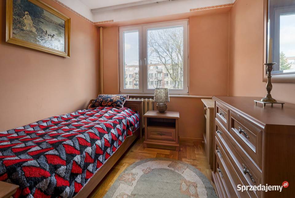 Os Armii Krajowej 72 m 3 pokoje balkon 2 piętro podkarpackie sprzedam