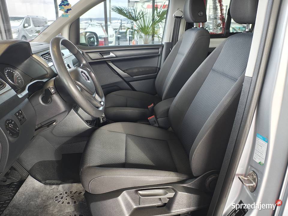VOLKSWAGEN CADDY 2016R 20 DIESEL ZADBANY welurowa tapicerka Zarszyn