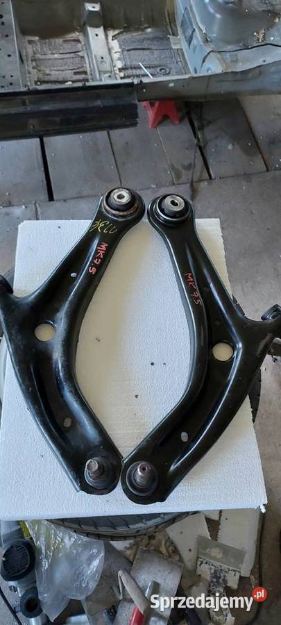 Wahacze przednie fiesta 2015 mały przebieg jeden Łęczna