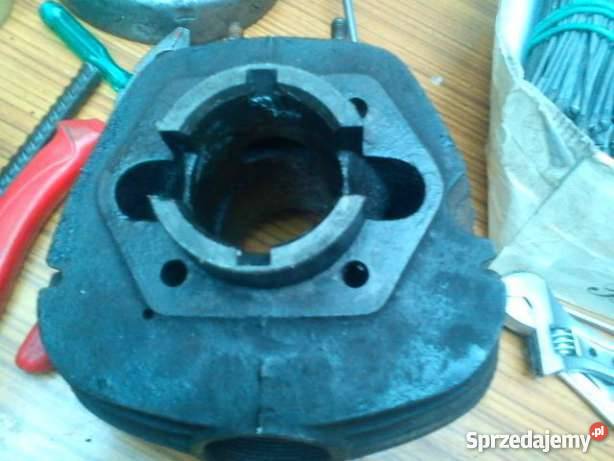 Cylinder i głowica WFM 150 52mm s32