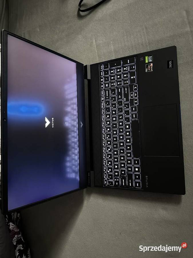 LAPTOP HP VICTUS 15FB0733NW RYZEN 5 16GB 512GB Glinny Stok