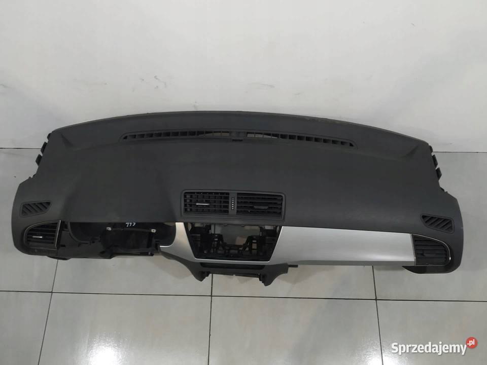 DESKA ROZDZIELCZA KOKPIT PULPIT AIRBAG Skoda