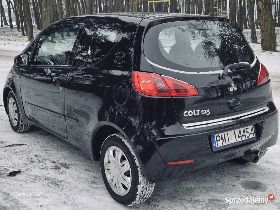 Mitsubishi Colt 13 benzyna 2005 długie opłaty 300000km sprzedam